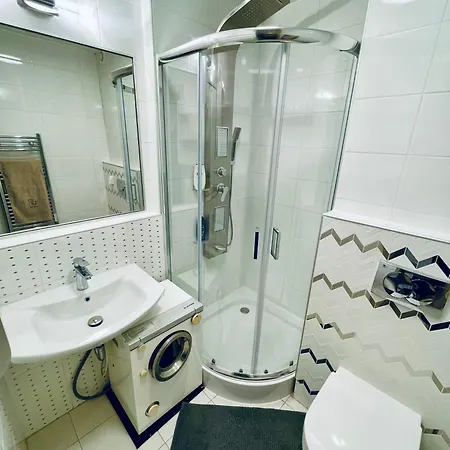 Center Deluxe Apartment *